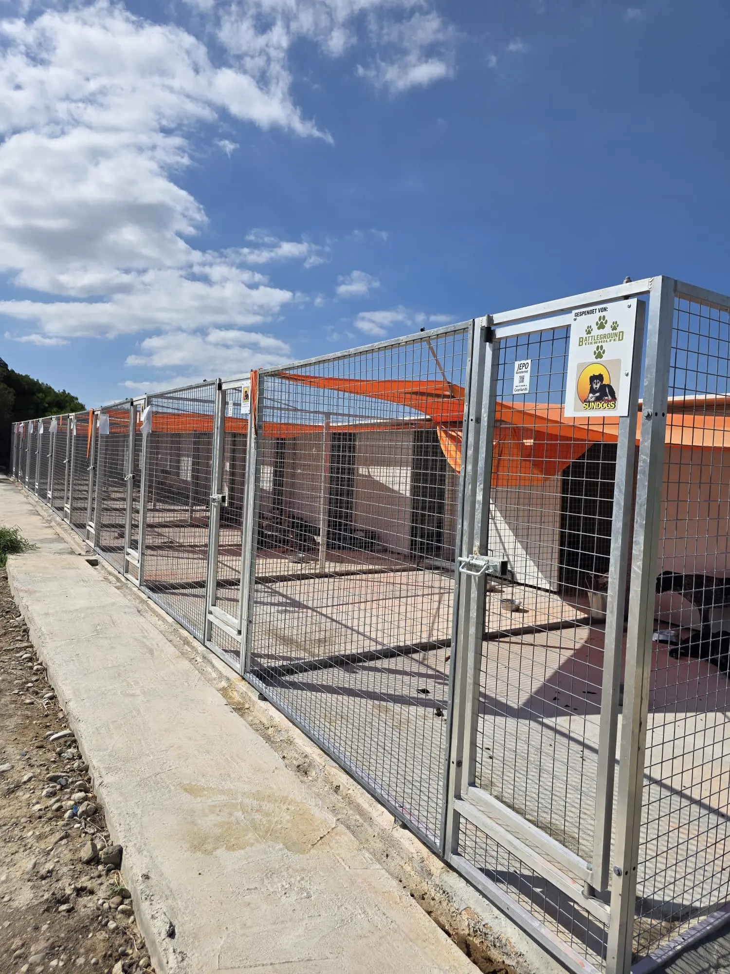 Team der Battleground Tierhilfe vor Ort